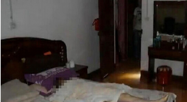 男子吸毒后约女子家中做爱 次日女子死在床上