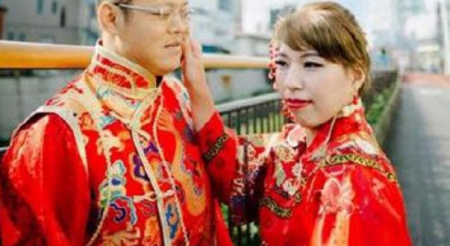 笑屎了!情侣砸19万日本拍婚纱 看到雷人照片崩溃了