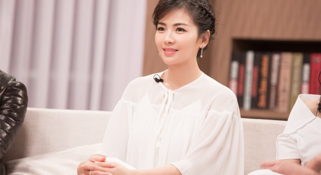 刘涛变撒娇女神 诠释撒娇女人最好命
