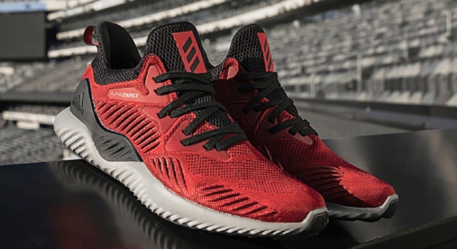 adidas Alpha BOUNCE Beyond设计保证运动员运动稳定性