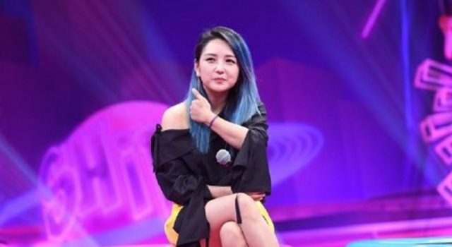 何洁再次霸气回怼恶评 直言未插足任何孕妻的家庭
