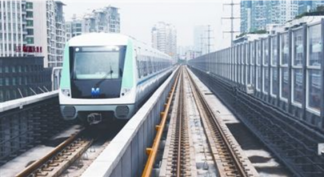 男子扬言跳轨被判刑 在国内尚属首例