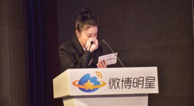 景甜回应擤鼻涕说了什么?一个举动被网友赞真实可爱!