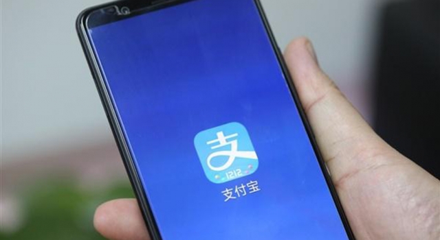 支付宝回应AI换脸风险 八个字霸气解答 网友:实力霸道