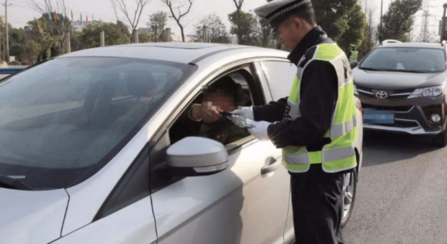 C1驾照车主注意了 C1三个不得不看规定 违反吊销驾照