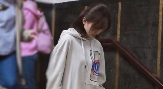 刘诗诗状态 很难让人相信才生完孩子几个月 生图满分!