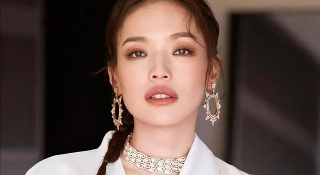 娱乐圈嘴比较大的女星,舒淇姚晨上榜,不影响是高颜值女神