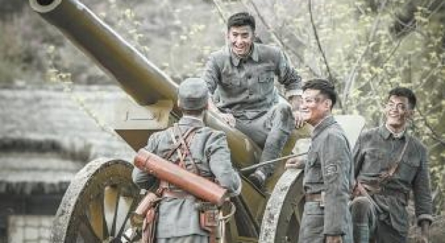 青春军旅剧《雷霆战将》开播,偶像版“李云龙”像演出来的人设?