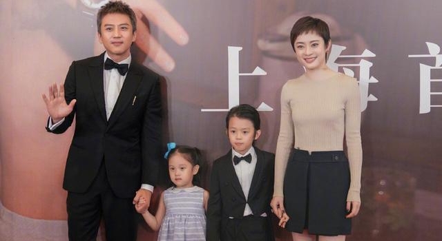 孙俪9岁儿打篮球 侧脸帅翻 一旁邓超弯腰 网友全歪楼