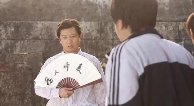 配角田雨,离开前女友汤唯,低调娶小演员,势均力敌的婚姻才幸福