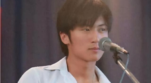 谢霆锋对她一见钟情,陈冠希为了追她戒烟,这个女明星究竟有多美