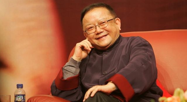 是否砸了一件价值2亿元的宝贝?王刚首次回应:对方起诉到法院了