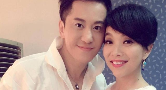 51岁毛宁近况曝光,与陈明相约喝下午茶,全程热聊不断超惬意
