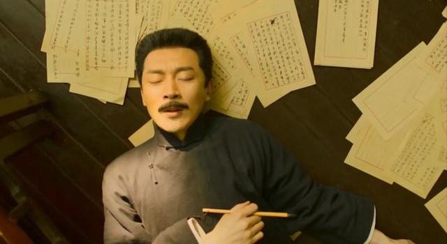 21年高考与《觉醒年代》撞个满怀,撒贝宁神押题