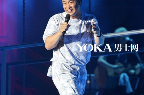 吹神陈奕迅最爱裙装卖萌 这些年他穿过的怪咖装
