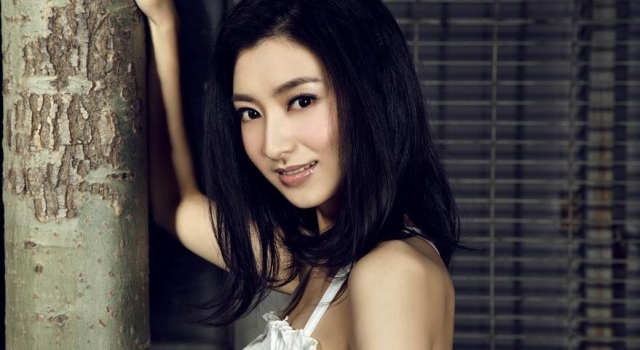 樊长使是谁演的？《芈月传》樊长使扮演者斓曦最新剧照