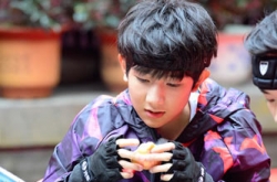 ȫԱСԤȿ ٷҵְƱԴŻTFBOYS