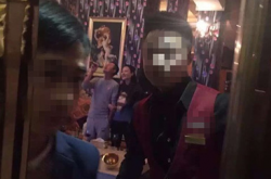 文章KTV内与女友人亲密再惹是非 妻子马伊琍力挺老公清白
