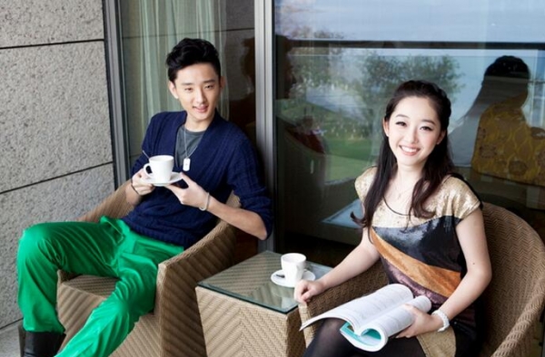 刘美含的男朋友是谁?刘美含于小彤接吻照