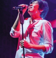 老狼专访再谈民谣 自曝这些年都在家带孩子