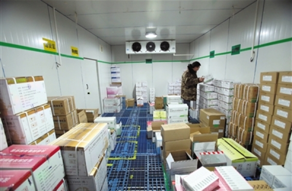 非法经营疫苗涉案企业增至13家 食药监:涉及到谁处理谁