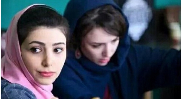 最霸气最幸福碰瓷!中国小伙伊朗碰瓷 娶了俩貌美女儿