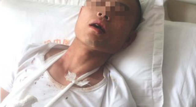 沙子被垄断？男子送沙被砍断手筋 "沙霸"：再送弄死你