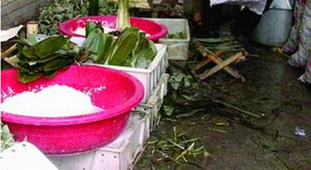 暗访“黑粽子”生产地：环境脏乱差 污水堆积令人作呕