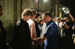 RafSimons ϣǵϢǡΪĸԶԺ