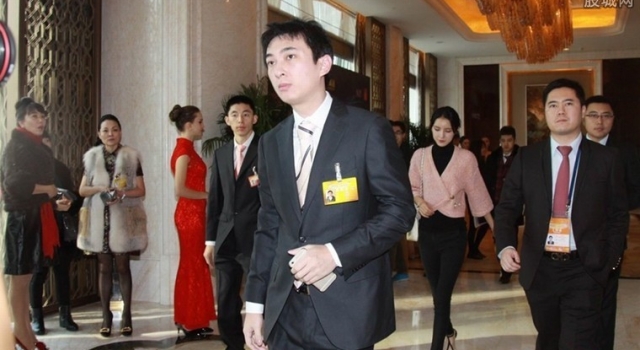 王思聪真人秀当评委 告诉选手不要压抑喜好