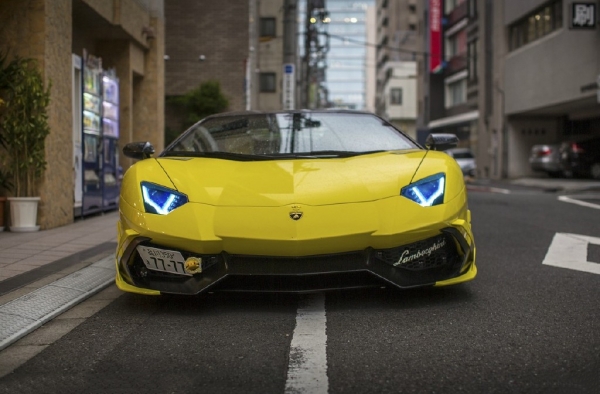 兰博基尼Aventador另类改装 炫酷迷人眼