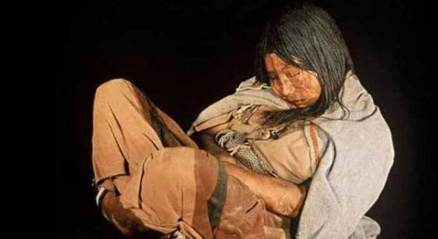 震惊！美少女被冰冻500年 尸骨完好或因暴力致死