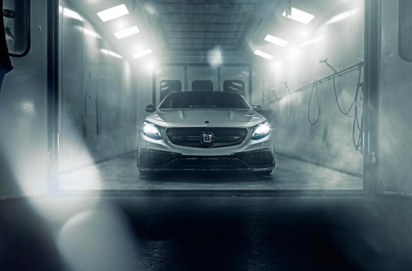 独具侵略性 巴博斯奔驰AMG C63S改装赏析