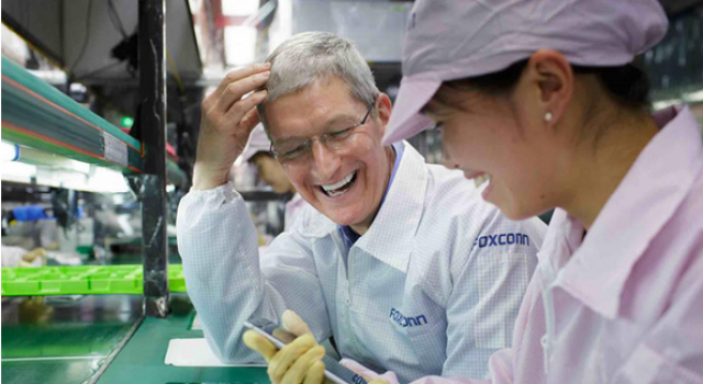 苹果或将在美国生产iPhone 竟与库克支持希拉里有关