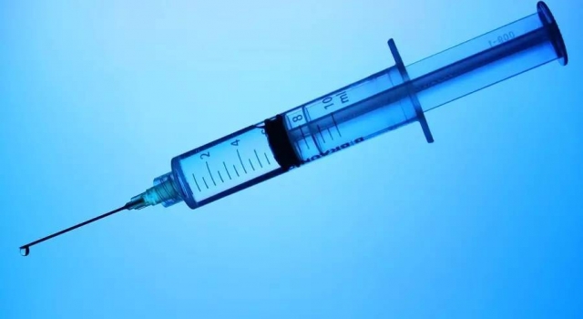 满月男婴注射疫苗后死亡 让注射了同疫苗的孩子怎么办