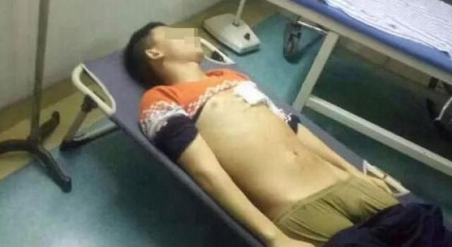 17岁高中生与老师发生冲突 砍老师后被老师群殴致死