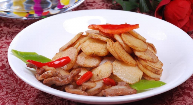 土豆最经典的做法 保证让你食欲大开，那叫一个香