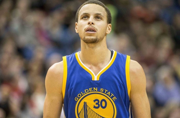 曝杜兰特和库里球场起冲突大吵 回应称非个人恩怨