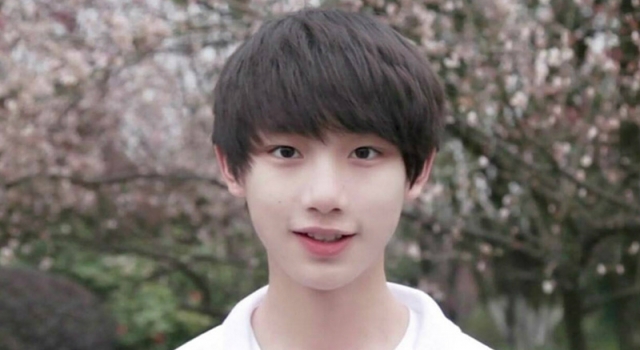 TFBOYS师弟丁程鑫女朋友是谁 丁程鑫身高体重多少