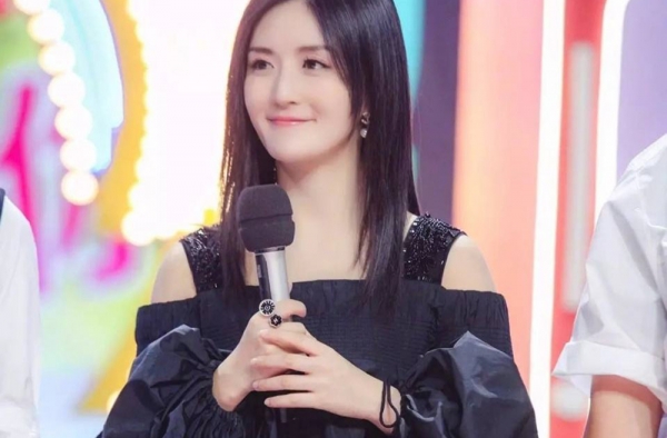 谢娜回应怀孕传闻 为何谢娜结婚多年都没有孩子