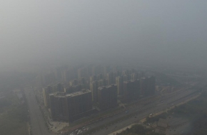 雾霾突袭湖南长沙 污染指数爆表太可怕