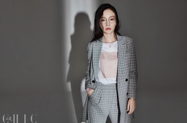 李小璐杂志大片尽显百变风格 网友惊奇怎么不玩嘻哈风