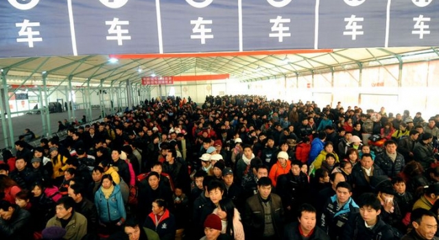 除夕火车票明日开售 春运大战进入白热化你赢了吗？