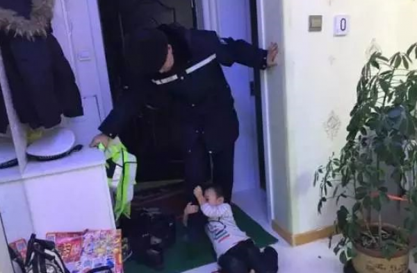儿子题里将父除名 一家四口变三口原因让人泪奔