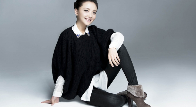 马雅舒回应撞脸孙茜获赞 原来孙茜素颜也是大美女