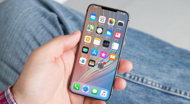 苹果iPhone SE2或许真的要发布了 新机或将配有全面屏