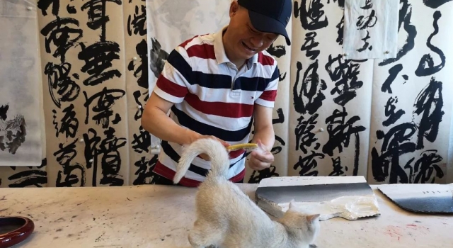 崔永元就风波向范冰冰致歉 称天6千万片酬与她无关
