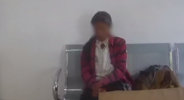 看望3年未见子女却扑空 老人徒步20多天走回家惹人心疼