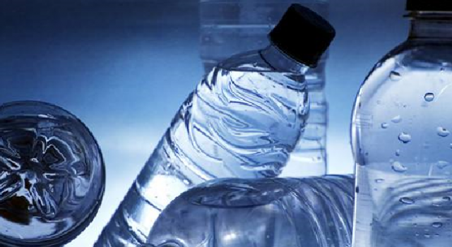 高氧水150元1瓶 高氧水是什么？背后的暴利 不为人知