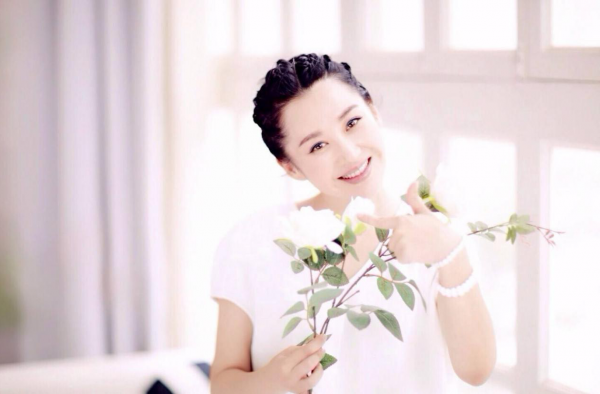 许晴年轻时堪称翻版贾玲 瘦身后貌美如天仙